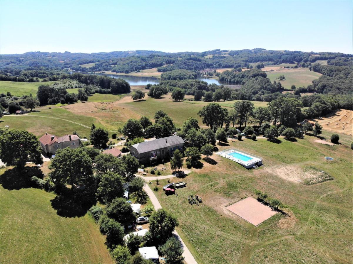 Domaine Les Teuilleres Bed and Breakfast Lacam-dʼOurcet Eksteriør billede