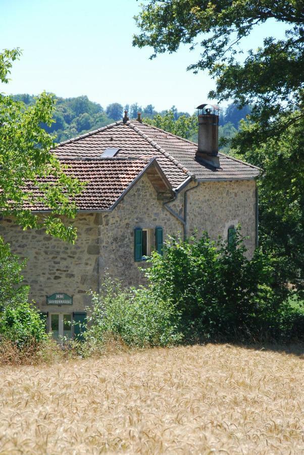 Domaine Les Teuilleres Bed and Breakfast Lacam-dʼOurcet Eksteriør billede
