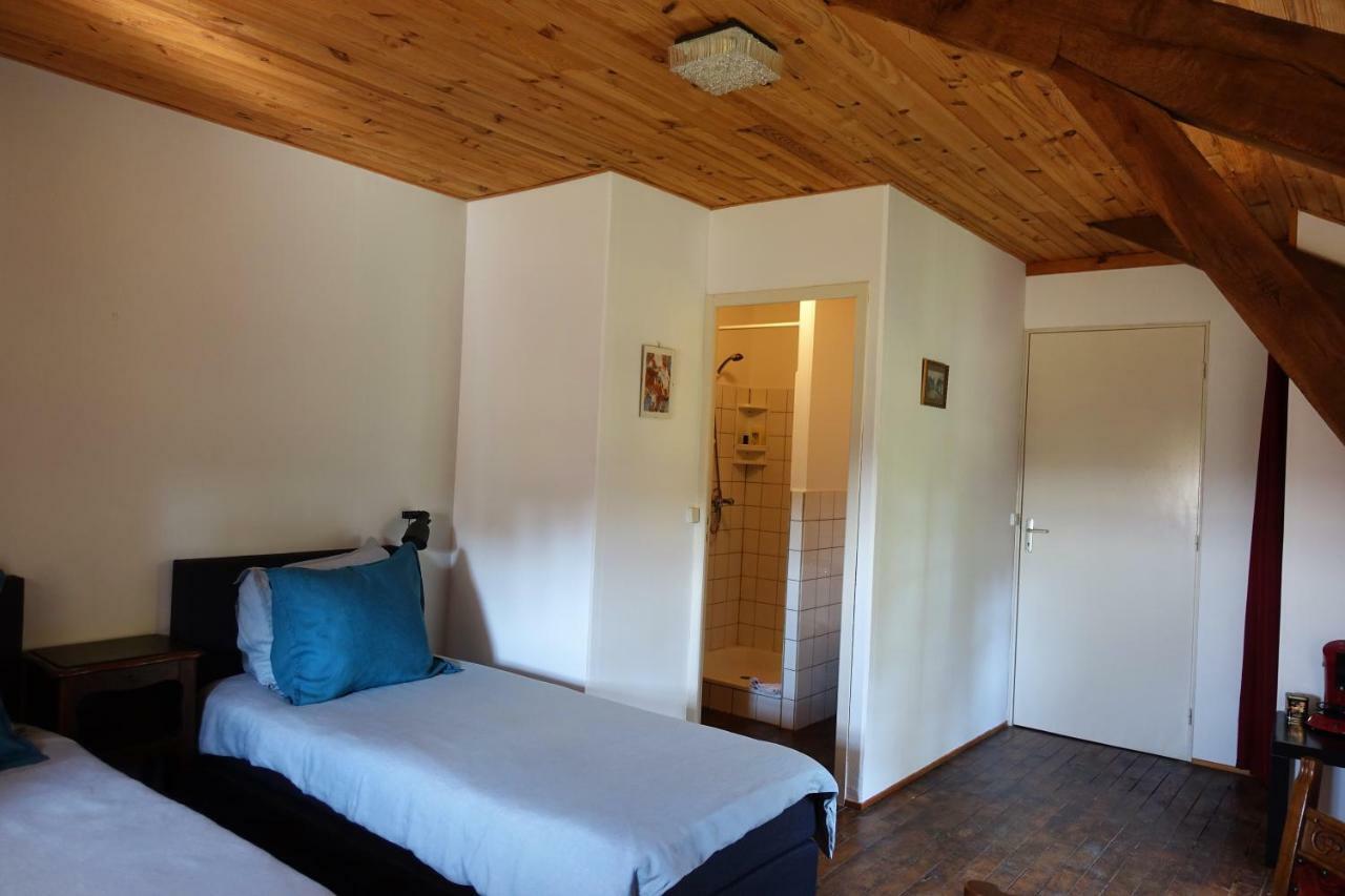 Domaine Les Teuilleres Bed and Breakfast Lacam-dʼOurcet Eksteriør billede
